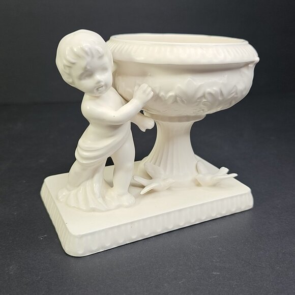 Vintage Japanese Cherub Cupid Doves Romantic 5” Ivory Ceramic Vase/Planter Japan - Picture 4 of 15